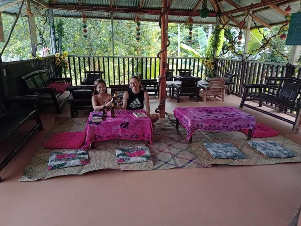 El Nido Hostel Sun Valley Luaran gambar