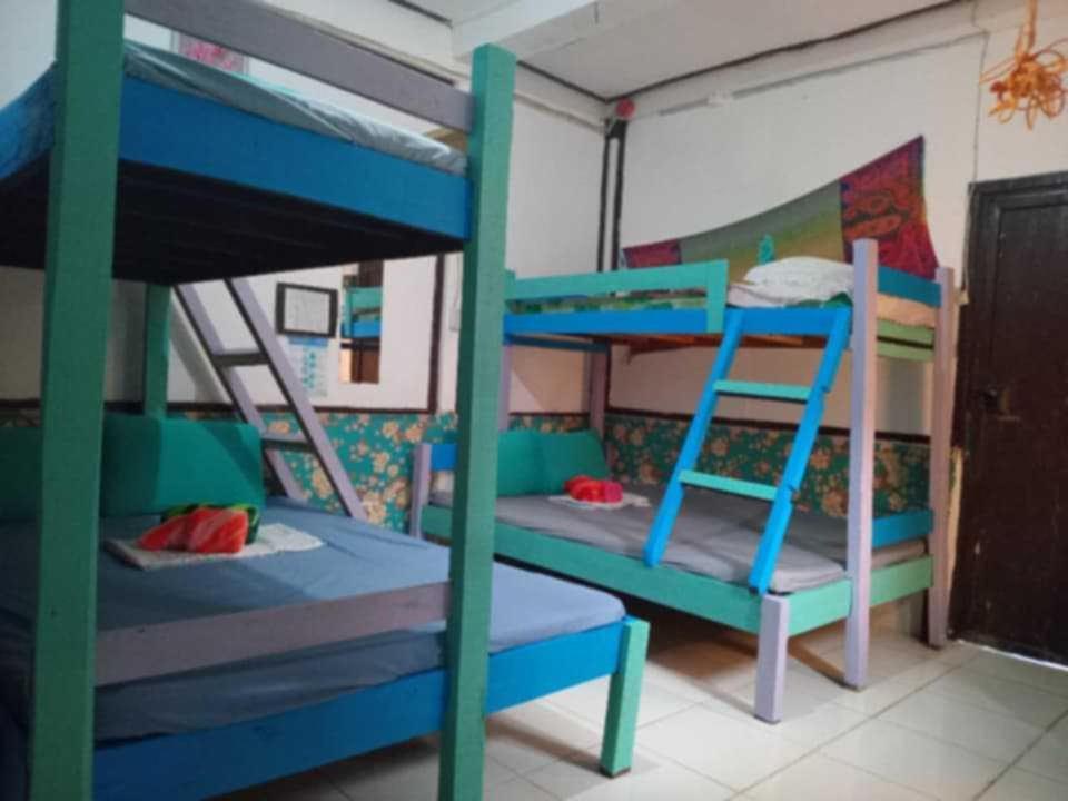 El Nido Hostel Sun Valley Luaran gambar